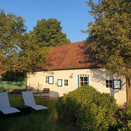 Authentic Wellnesshoeve Hansbeke Exterior photo