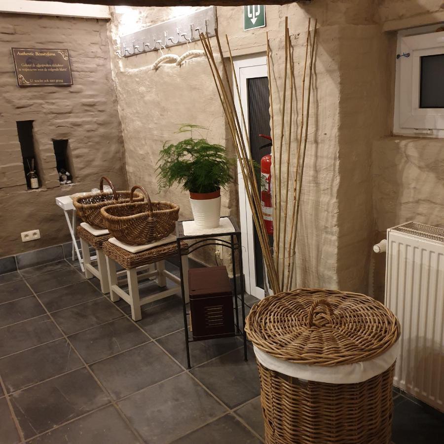 Authentic Wellnesshoeve Hansbeke Exterior photo